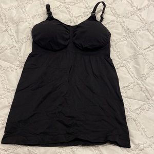 Hofish maternity nursing tanks XL
